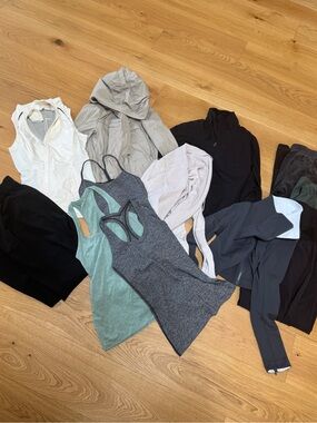 lululemon 4-6 lot if 12 fall items